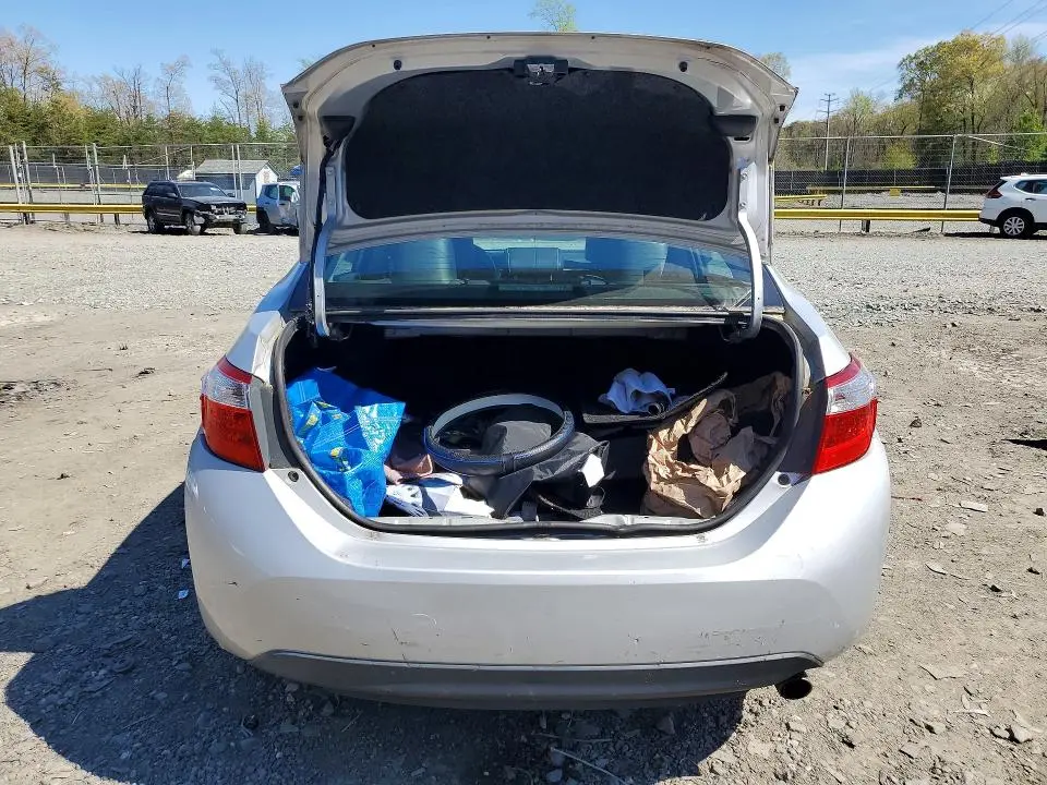 2015 TOYOTA COROLLA S  