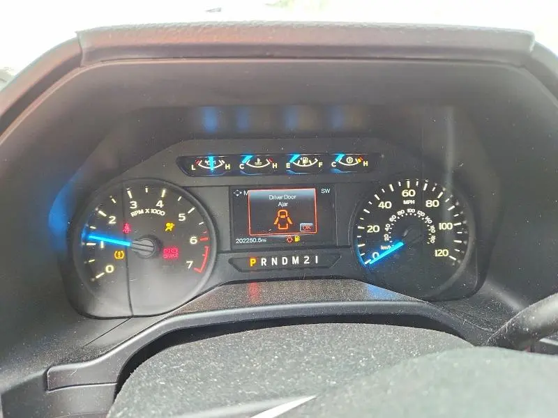 2015 FORD F150 SUPER CAB  