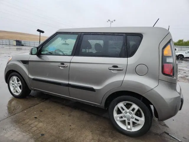 2011 KIA SOUL +  