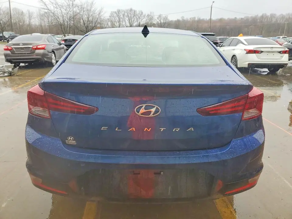 2019 HYUNDAI ELANTRA SEL  