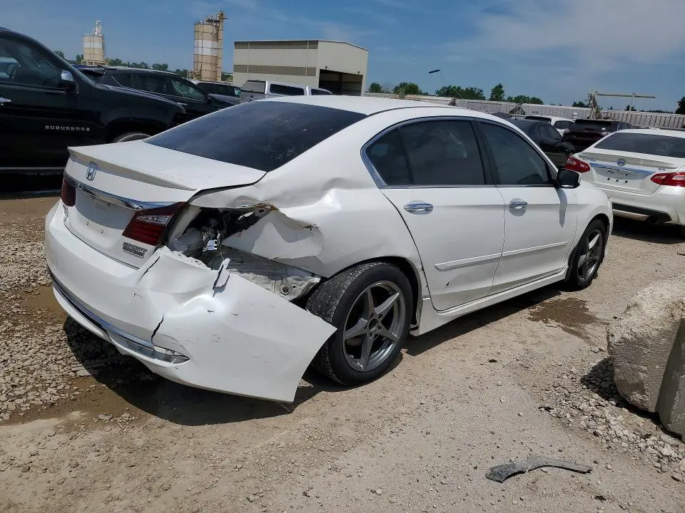 2017 HONDA ACCORD   