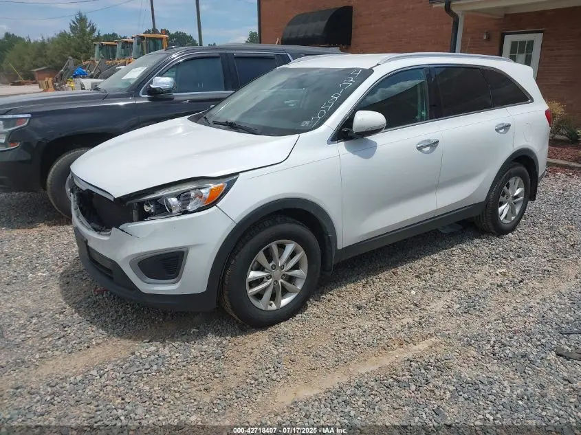 2017 KIA SORENTO 2.4L LX