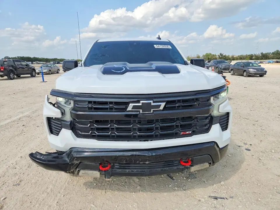 2024 CHEVROLET SILVERADO K1500 LT TRAIL BOSS  
