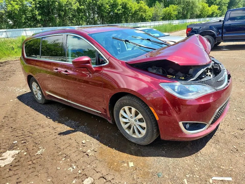 2018 CHRYSLER PACIFICA TOURING L PLUS  