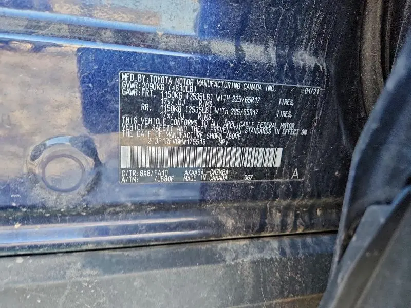 2021 TOYOTA RAV4 XLE  