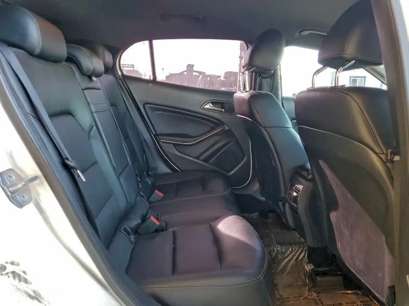 2019 MERCEDES-BENZ GLA 250 4MATIC  