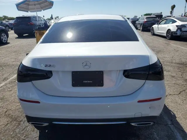 2020 MERCEDES-BENZ A 220