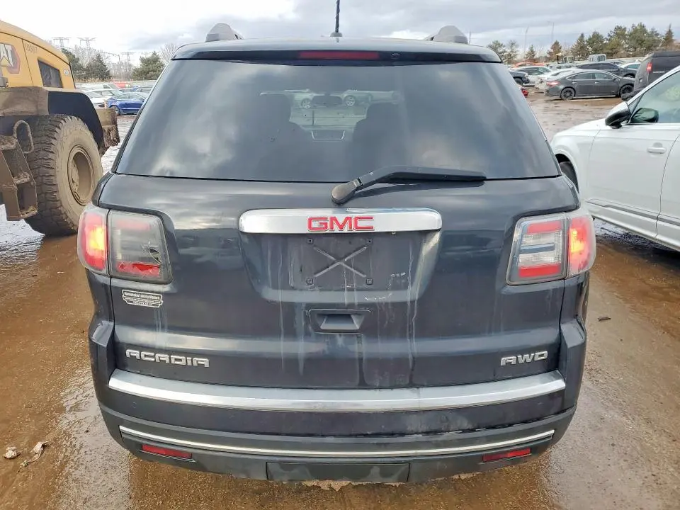 2013 GMC ACADIA SLE  