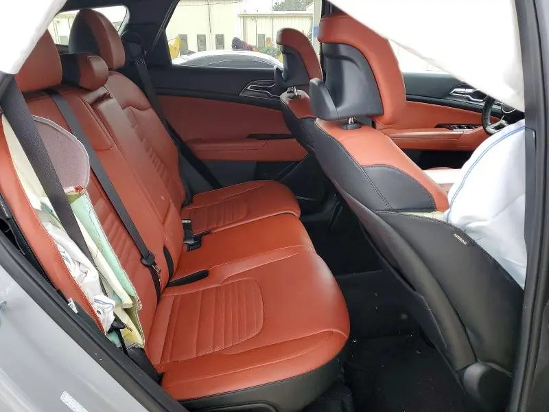 2025 KIA SPORTAGE SX  