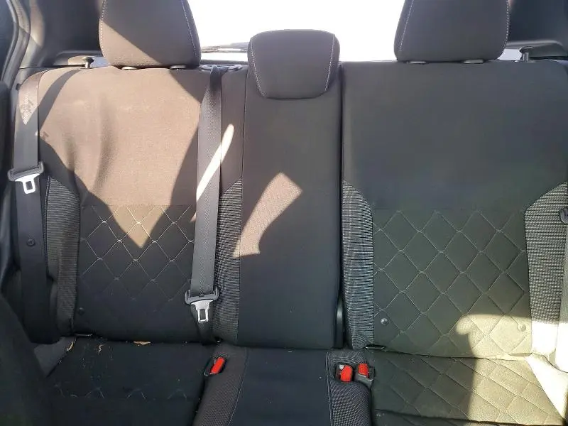 2018 NISSAN KICKS SV  