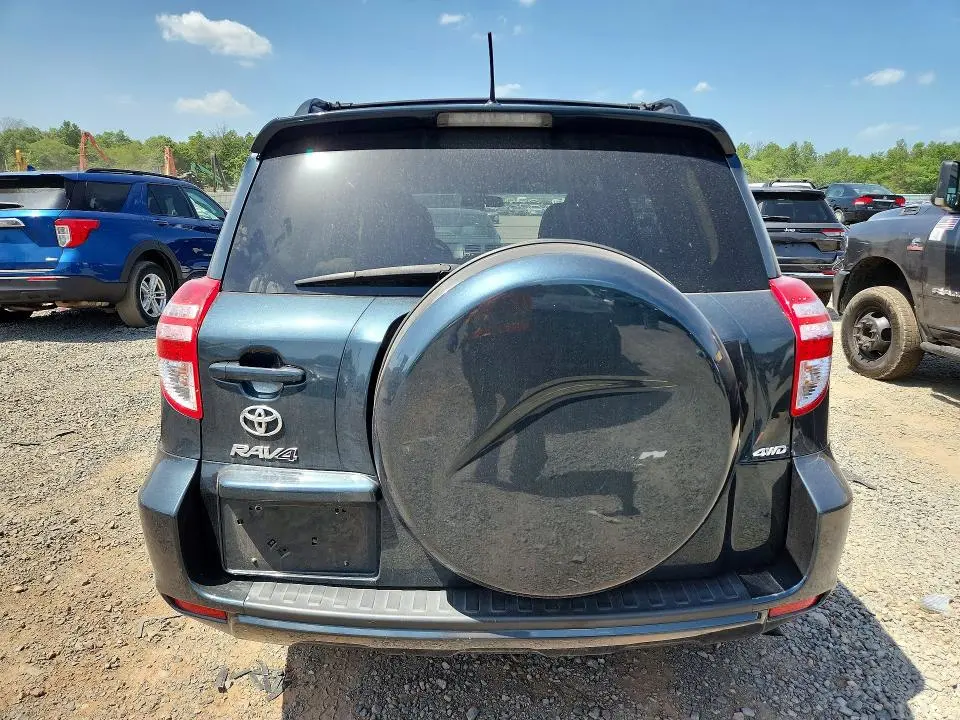 2011 TOYOTA RAV4 BASE  