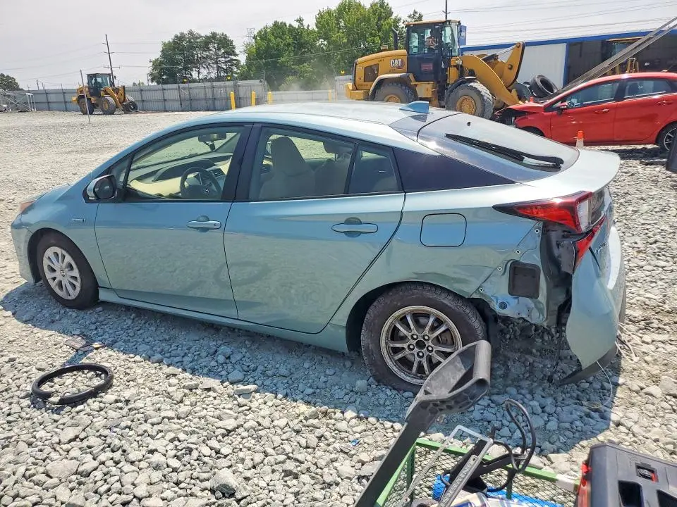2021 TOYOTA PRIUS LE  
