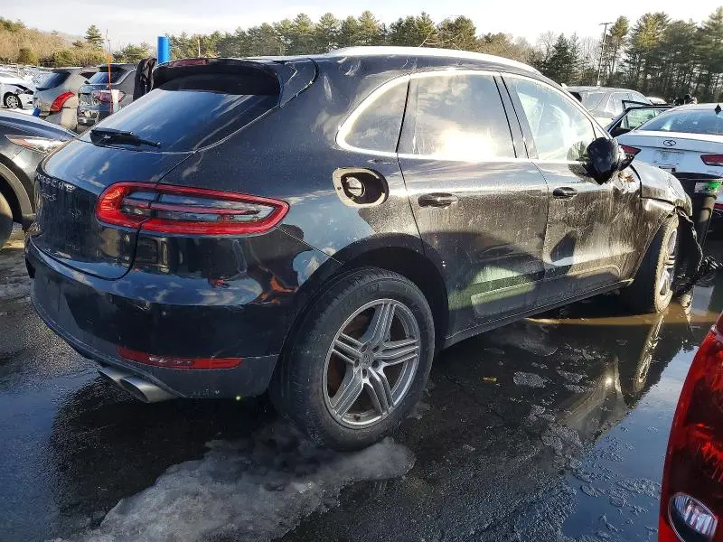2016 PORSCHE MACAN S  