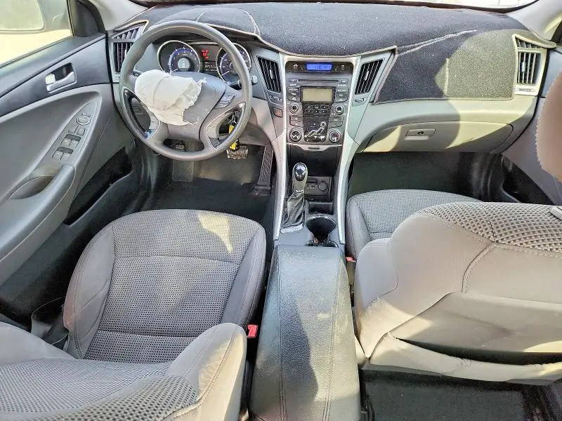 2012 HYUNDAI SONATA GLS  