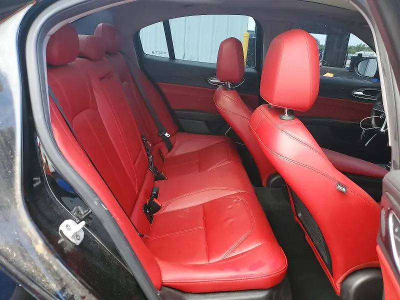 2019 ALFA ROMEO GIULIA   
