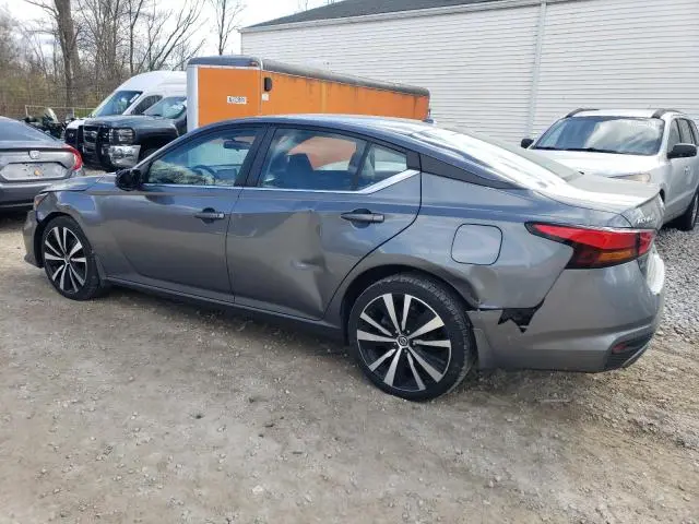 2022 NISSAN ALTIMA SR  