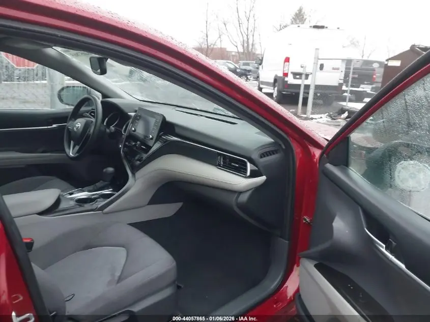 2022 TOYOTA CAMRY LE AWD