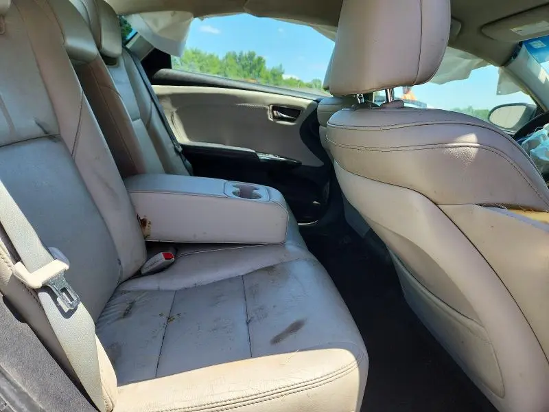 2016 TOYOTA AVALON XLE  