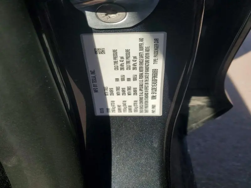 2025 TESLA MODEL 3   