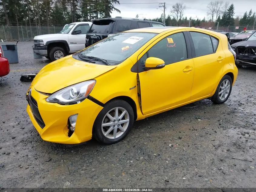 2015 TOYOTA PRIUS C FOUR