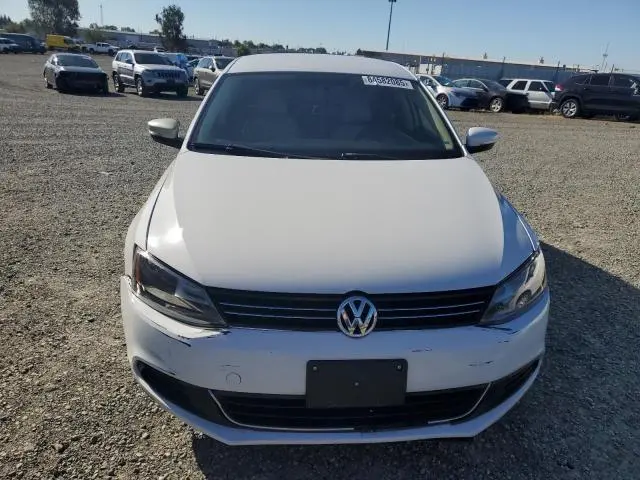 2014 VOLKSWAGEN JETTA SE  