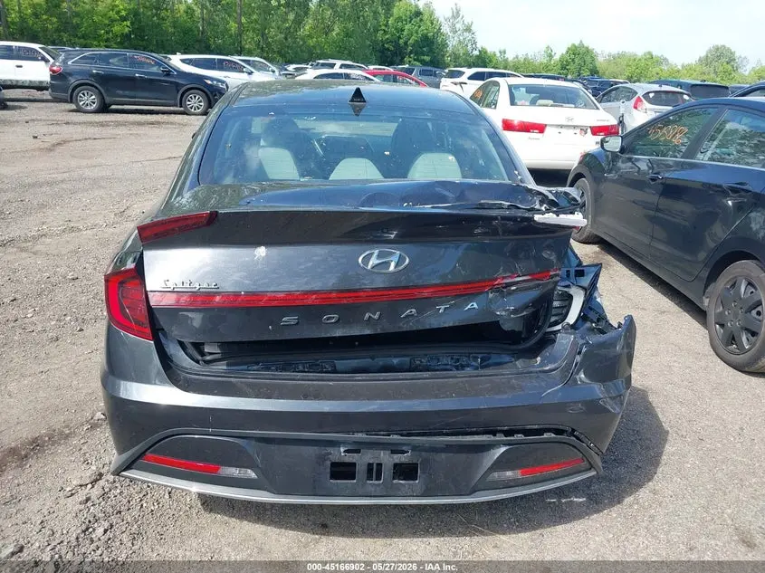 2022 HYUNDAI SONATA SE
