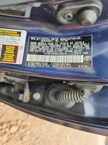 2017 TOYOTA CAMRY LE  