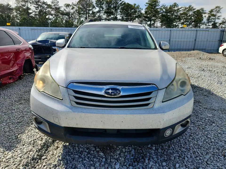 2010 SUBARU OUTBACK 2.5I PREMIUM  