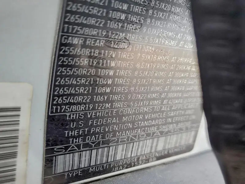 2018 LAND ROVER RANGE ROVER VELAR R-DYNAMIC SE  