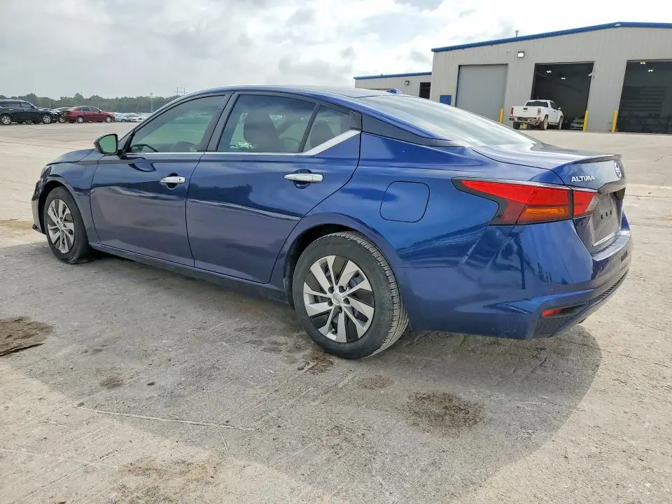 2020 NISSAN ALTIMA S  