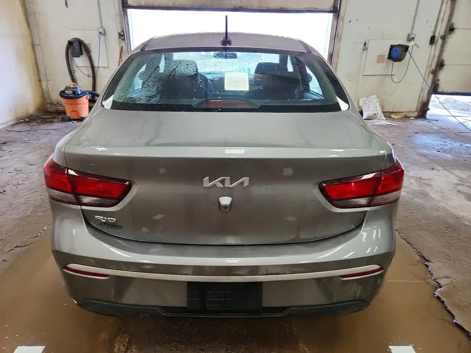 2023 KIA RIO S  