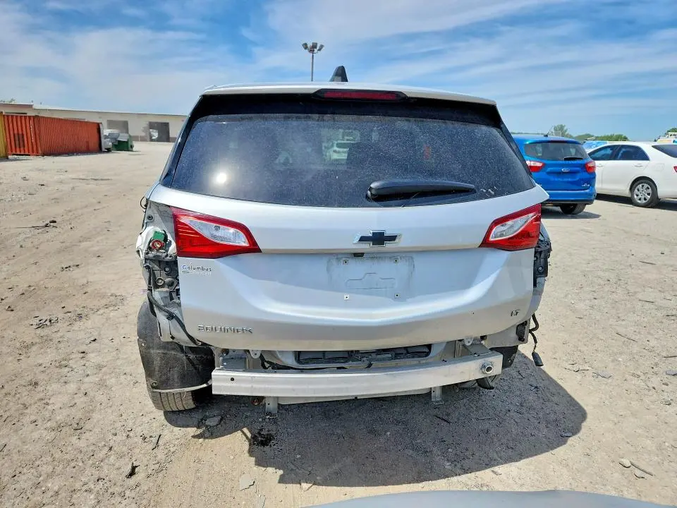 2021 CHEVROLET EQUINOX LT  