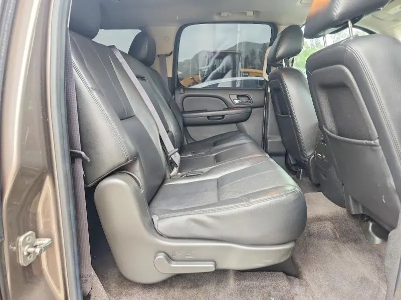 2012 CHEVROLET SUBURBAN C1500 LT  