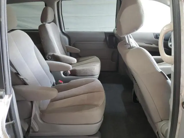 2014 KIA SEDONA LX  