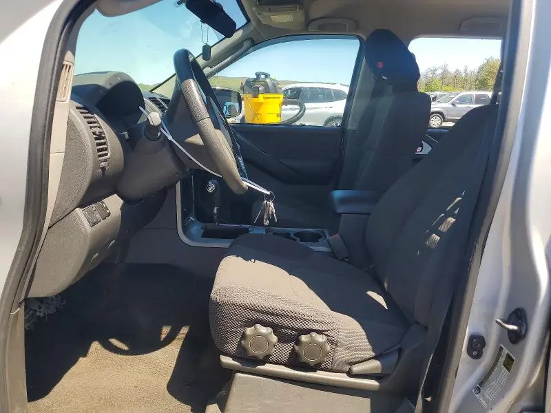 2012 NISSAN PATHFINDER S  