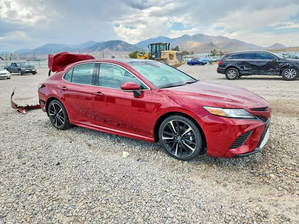 2018 TOYOTA CAMRY XSE V6  