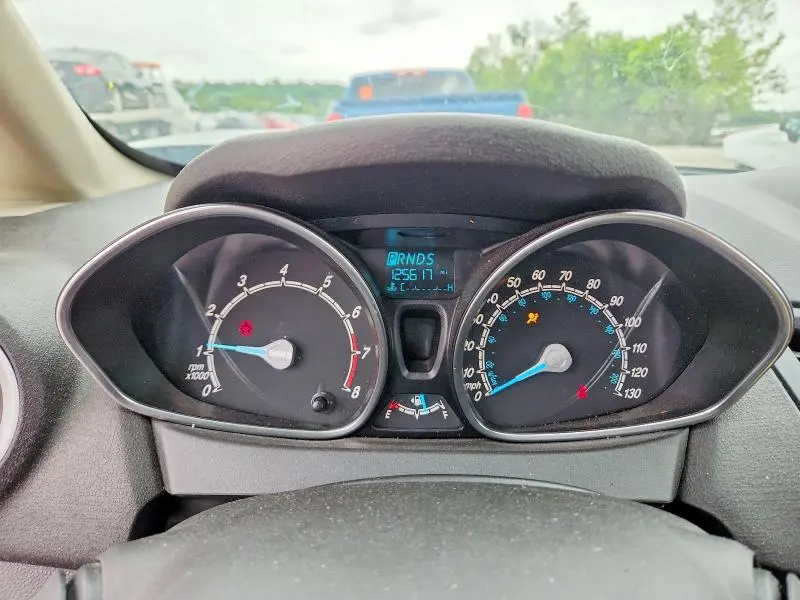 2017 FORD FIESTA SE  