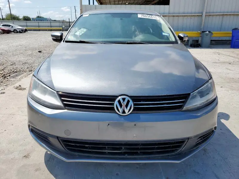 2014 VOLKSWAGEN JETTA SE  