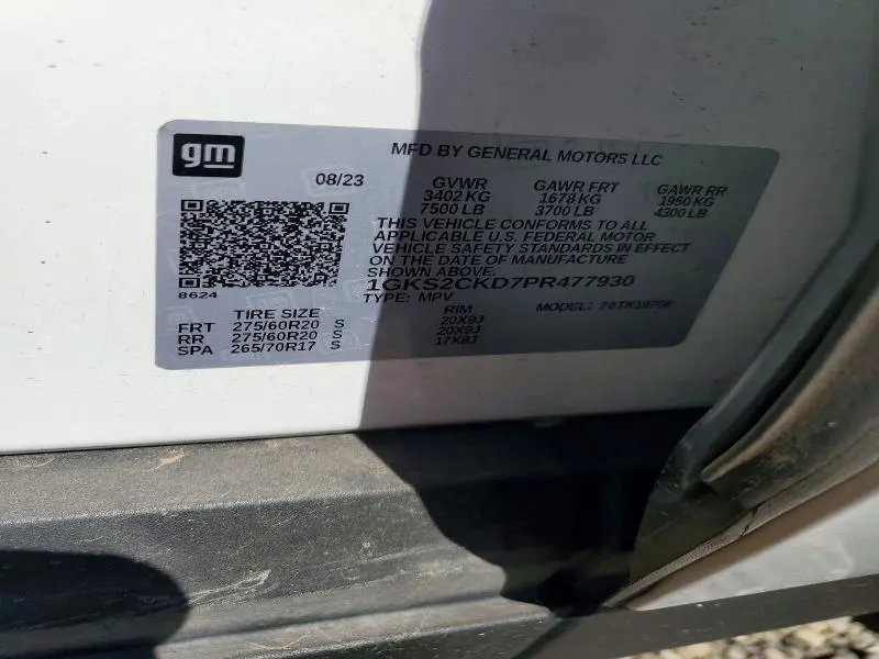 2023 GMC YUKON AT4  