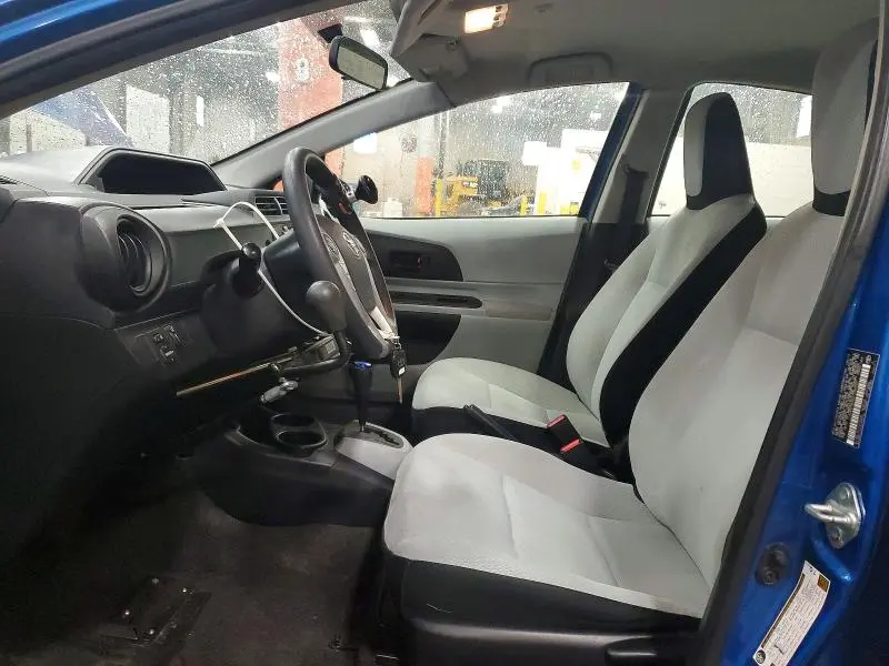2013 TOYOTA PRIUS C ONE  