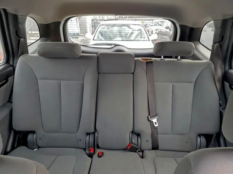 2012 HYUNDAI SANTA FE GLS  