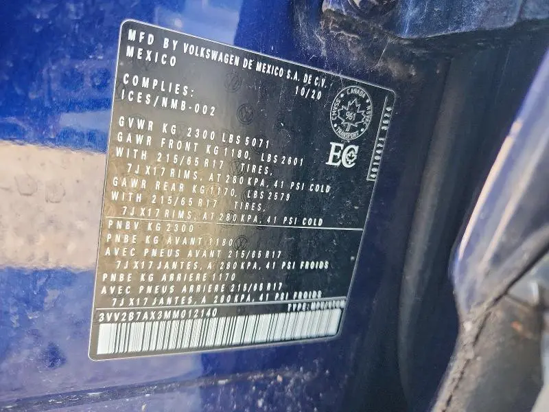 2021 VOLKSWAGEN TIGUAN SE  