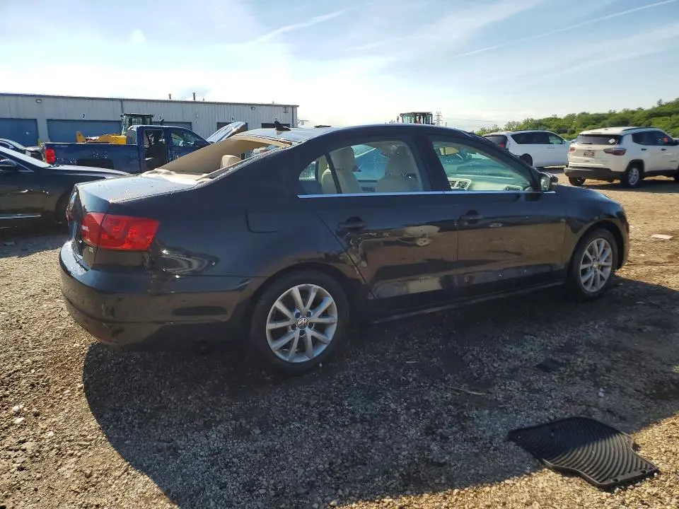 2014 VOLKSWAGEN JETTA SE  