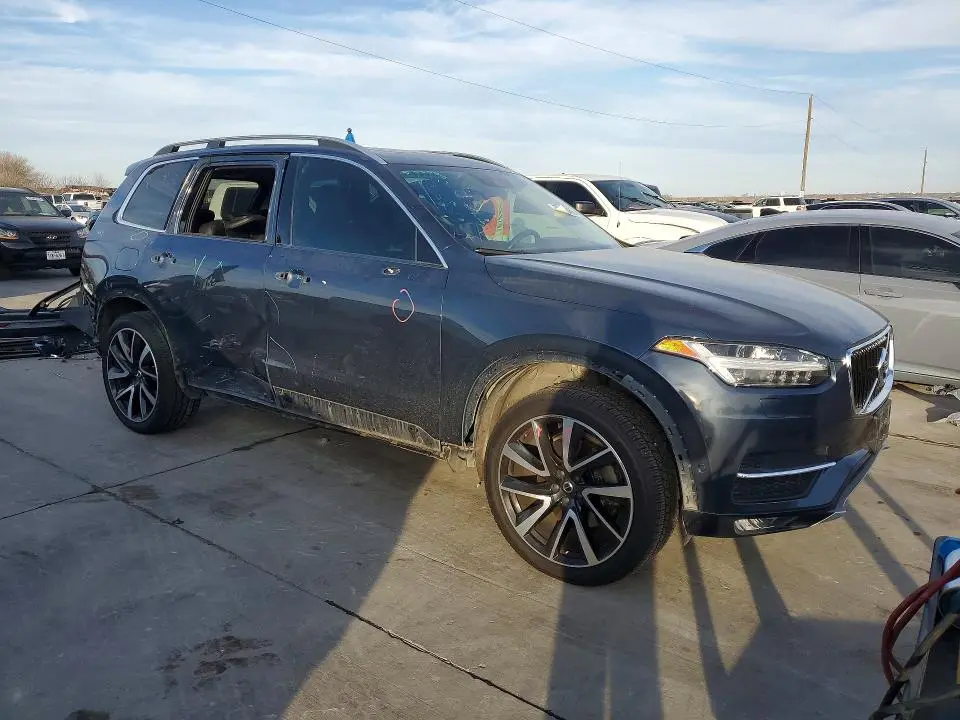 2018 VOLVO XC90 T6  