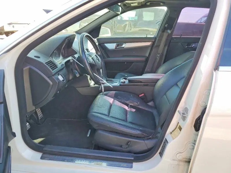 2011 MERCEDES-BENZ C 300  