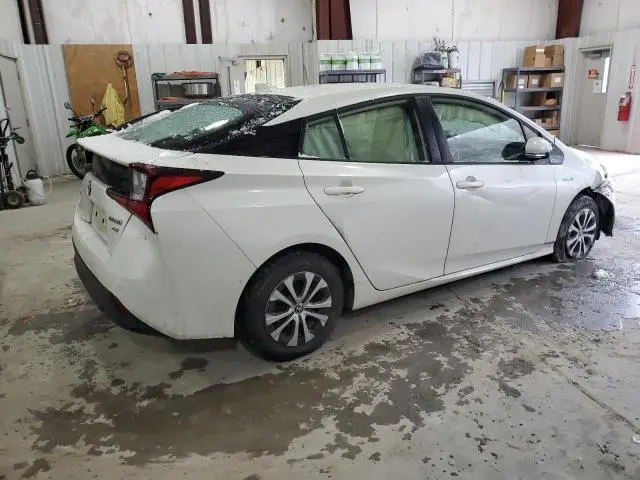 2020 TOYOTA PRIUS LE  