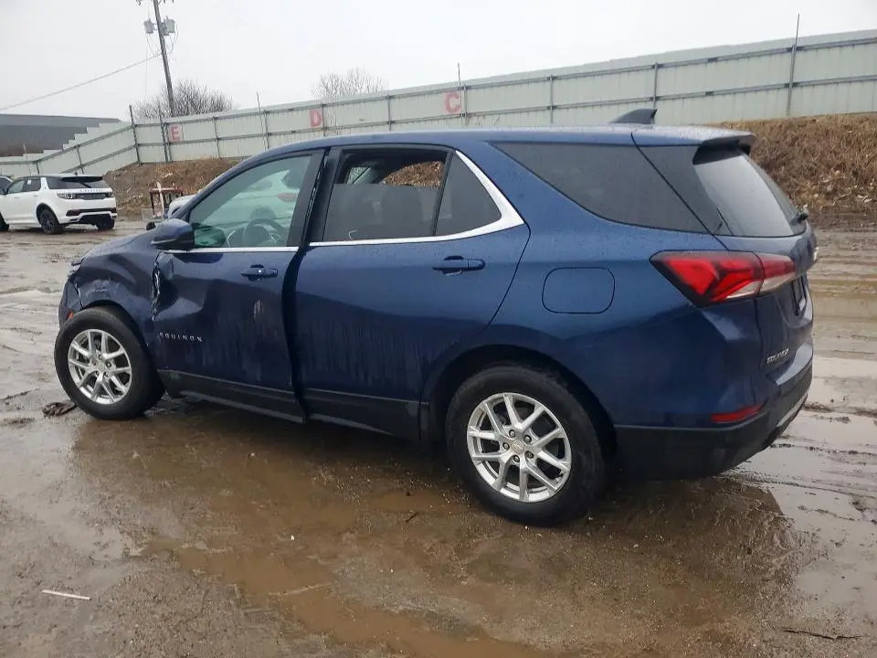 2022 CHEVROLET EQUINOX LT  