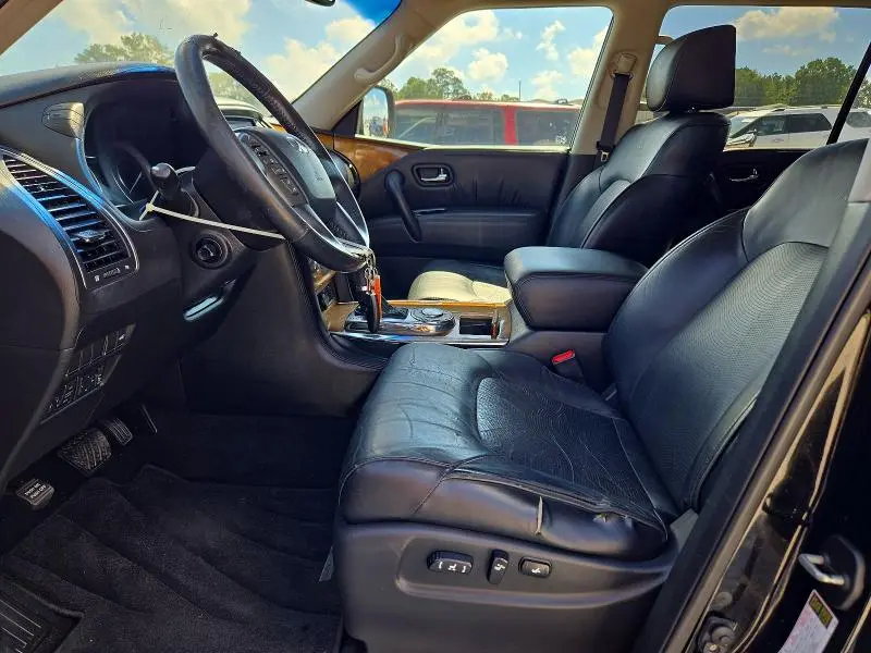 2011 INFINITI QX56 BASE  