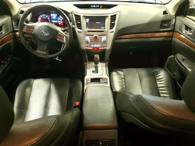 2013 SUBARU LEGACY 3.6R LIMITED  