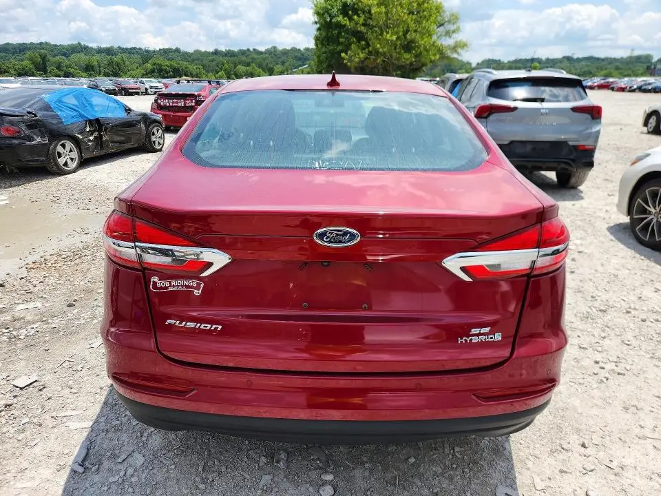 2019 FORD FUSION SE  